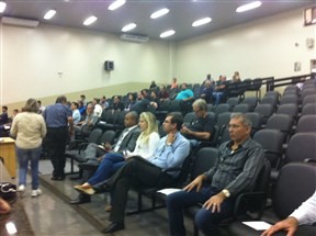 Taxistas querem ‘flexibilizar’ a vistoria de táxis